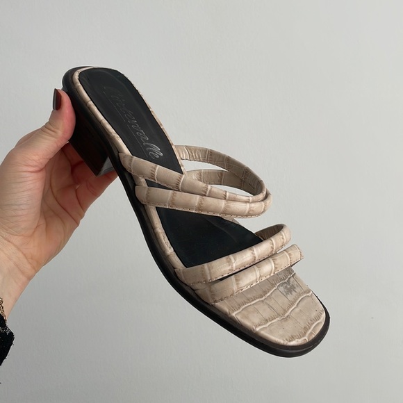 SOLD Leather Croc Sandals - Picture 6 of 7